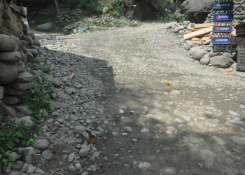 Dilapidated Khanpora Kangripora of central kashmir’s Budgam irks commuters