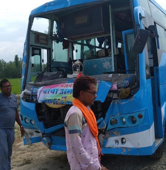 Twenty Amarnath pilgrims injured after two buses collide in South Kashmir