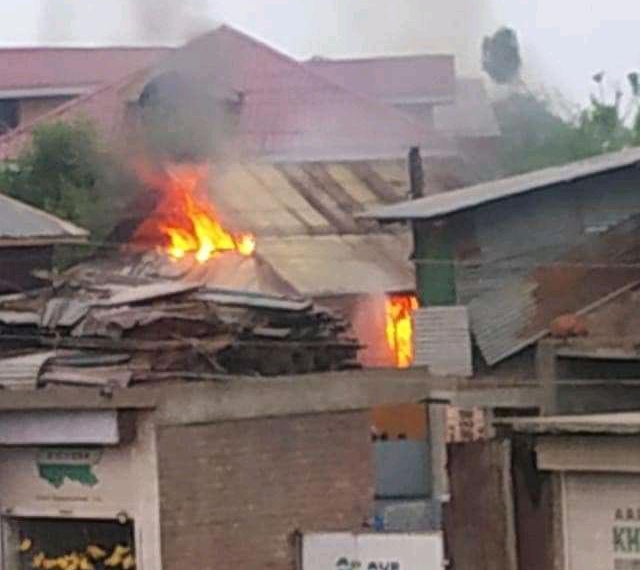 Residential house gutted in Sopore