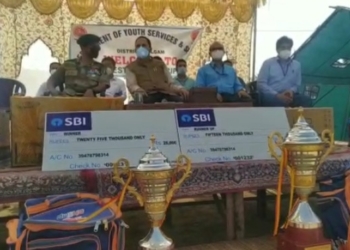 Army Cricket Tournament Concludes in Kulgam Winner and Runner up Teams feciltated with Cheques.