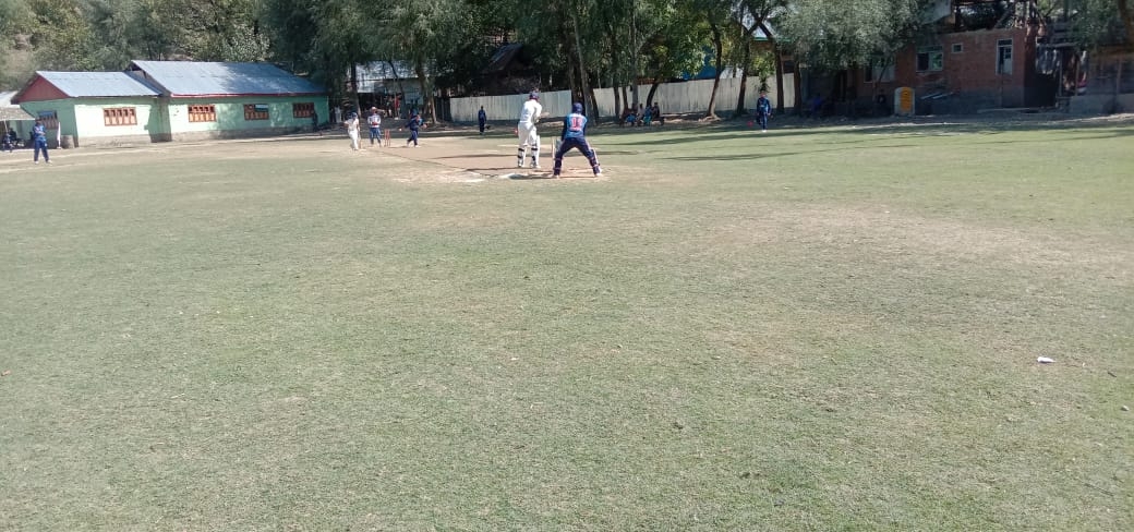 ARMY’s NORTH KASHMIR CRICKET TOURNAMENT IN LOLAB ENTERS SEMI FINALS