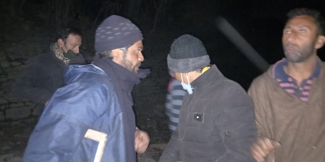 Fisher poacher held in Sopore