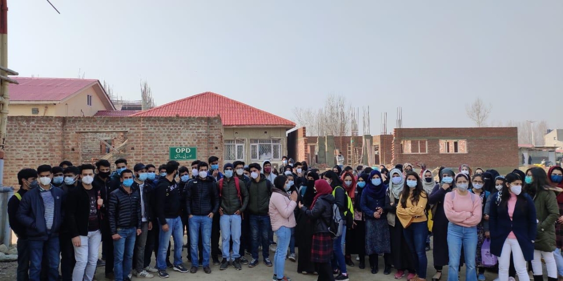 MBBS students protest against SKIMS Admin for not holding clinical classes