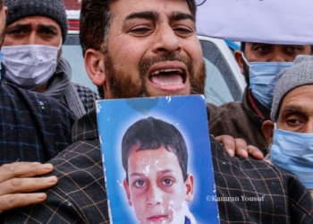 Lawaypora gunfight: Families of slain youth protest in Srinagar, demand justice
