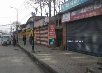 Lawaypora encounter: Spontaneous shutdown in Srinagar markets
