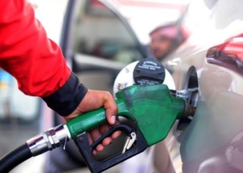 Petrol price hits new record high in Srinagar